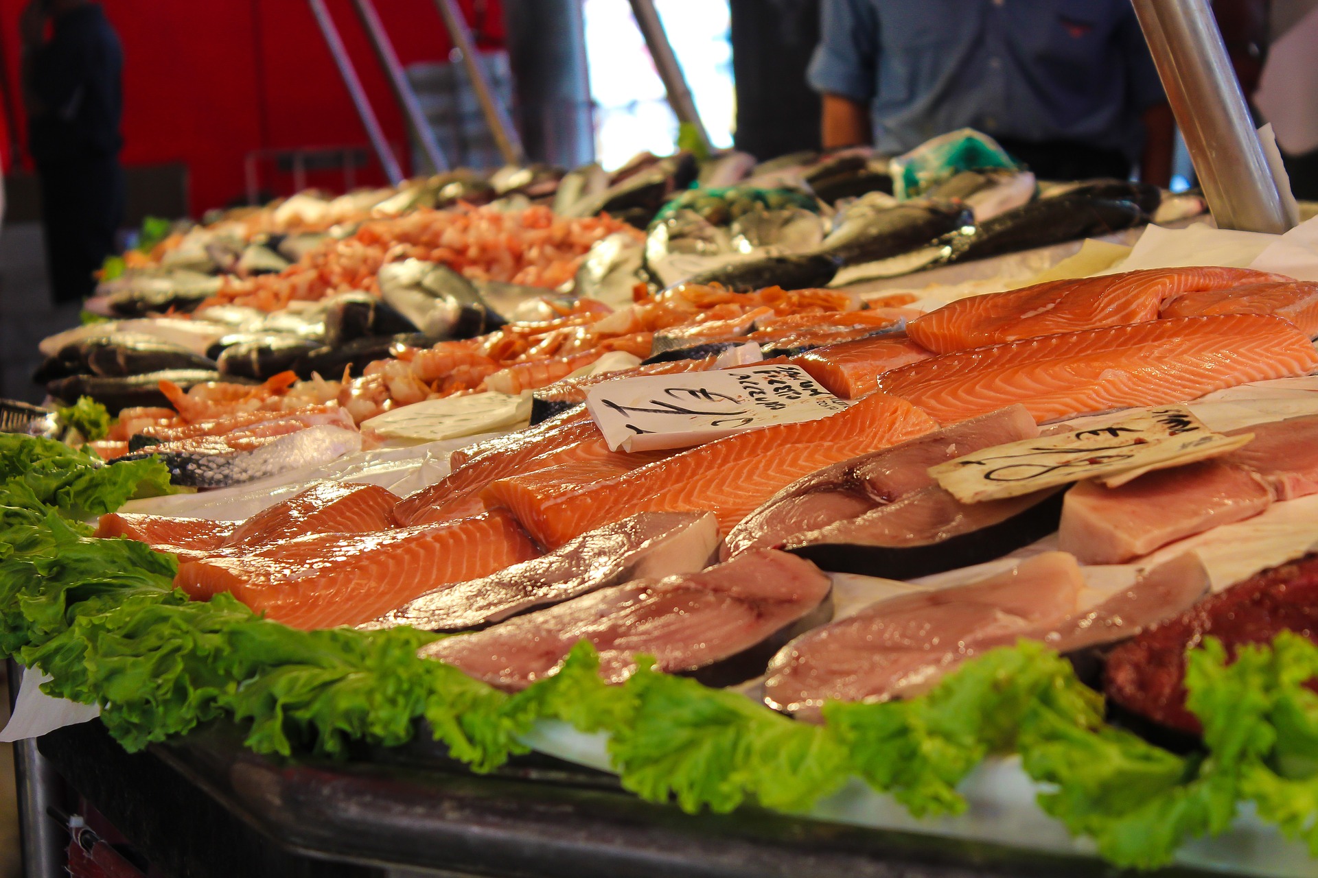 The centrepiece of Bury Market is a state of the art Fish and Meat Hall, where you will be entertained by the theatre of the stallholders shouting out their wares and announcing the 'deals of the day'.