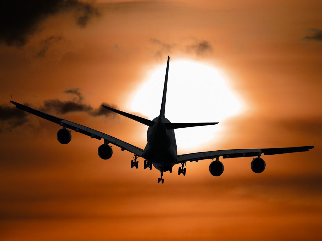 Selwyns Travel can provide airport transfers!